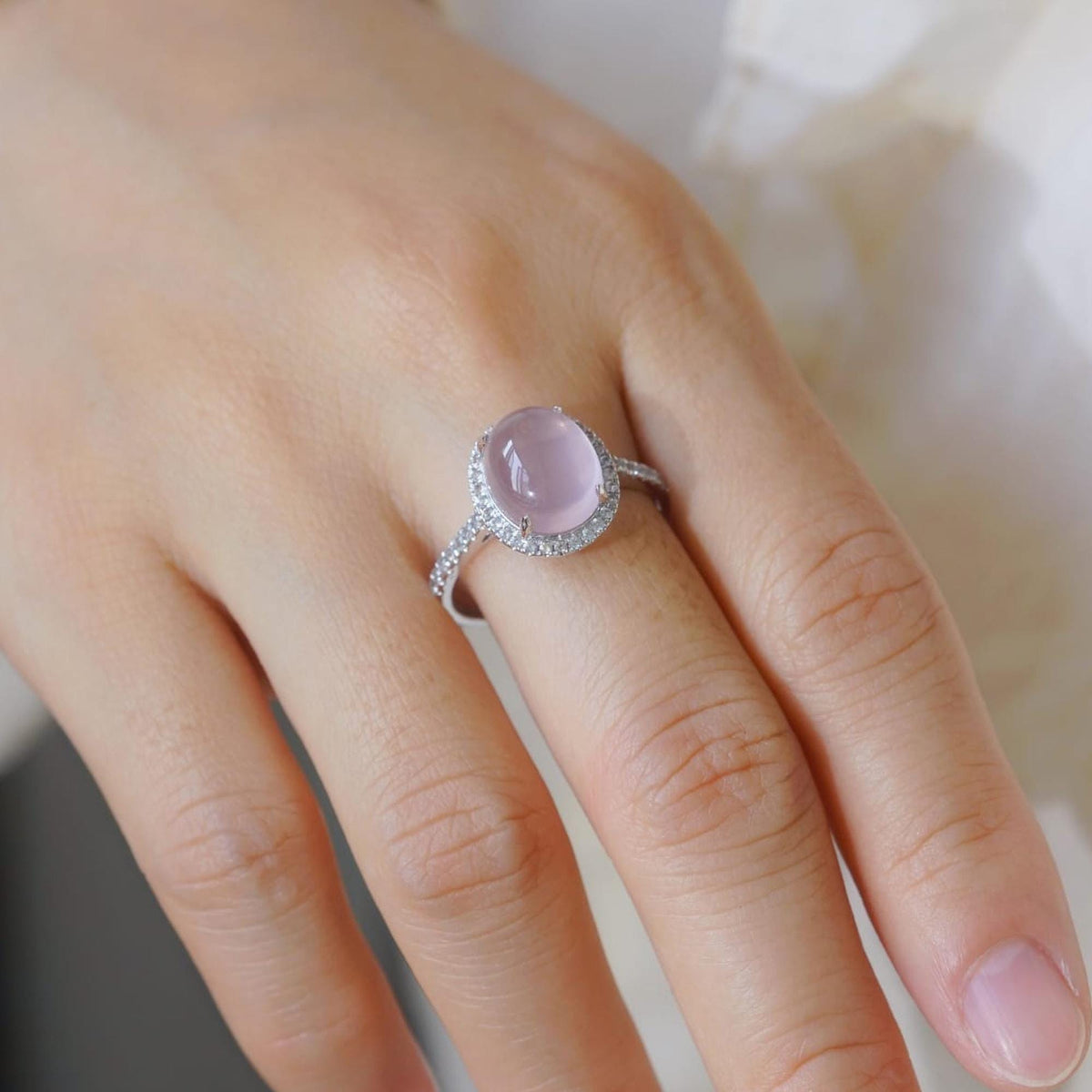 PT850 Platinum Rose Quartz Ring 3.90ct with White Sapphires – Romantic Pink Gemstone Jewelry