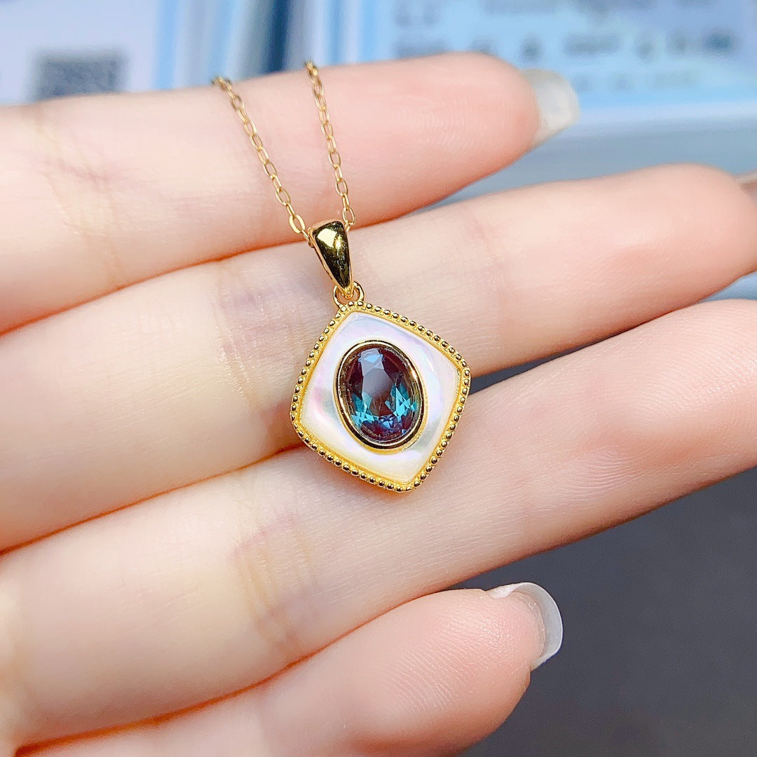 Factory wholesale explosion Alexander pendant S925 silver inlaid main stone 5 * 7 luxury jewelry factory direct sales